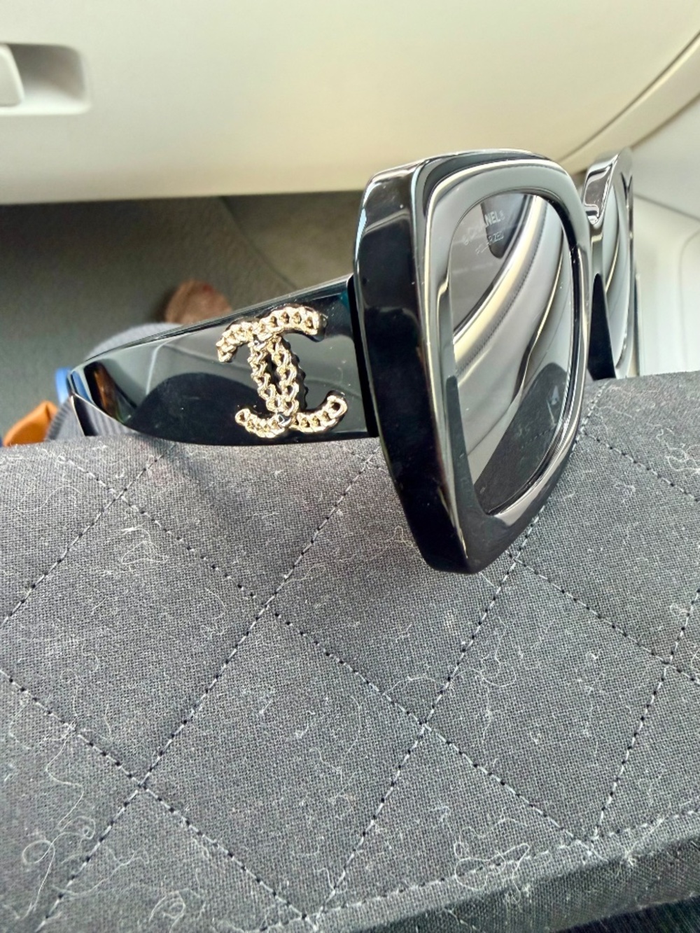 Acetate CC Square Sunglasses 5555 Black - Picture 2 of 5